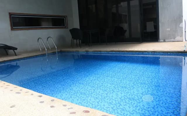 Koregon Pool Villas