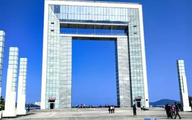 Weihai Ancient Street | Ease Residence Guesthouse (Xingfu Men Branch of Weihai High Plaza)