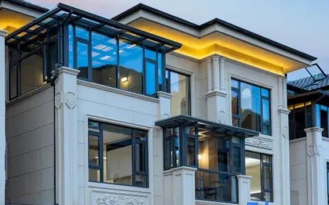 Anji Mountain Stream · Autumn Mountain View Swimming Pool Vacation Boutique Stay