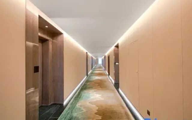 Zhumadian Zhengyang Jiangguo Avenue Lanou International Hotel