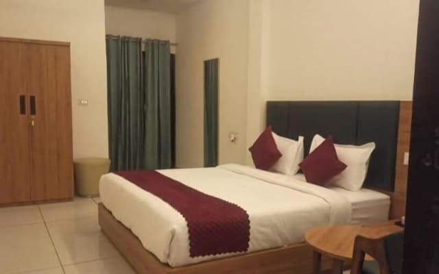 Royal Home Stay