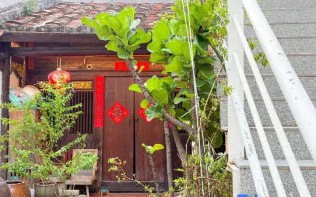 Sixiang Homestay (West Street Zhonglou)