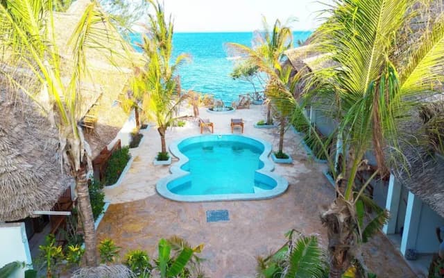 Zamu Beach Hotel