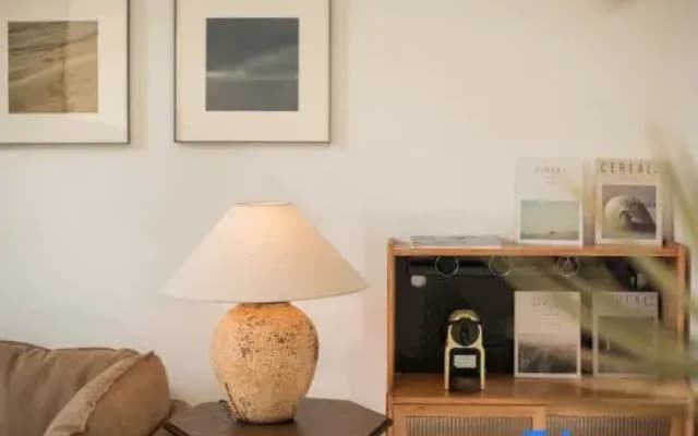 Talent Light Luxury Homestay (Dali Erhai Caicun Wharf Branch)