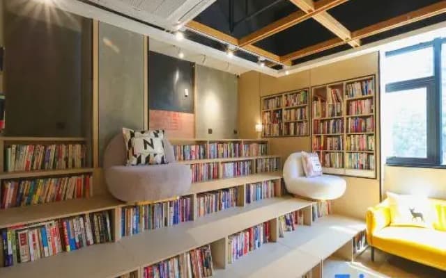 IDEA JAR Hotel