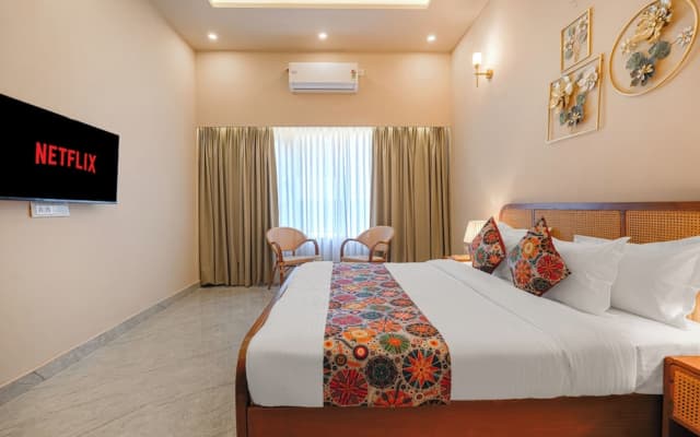 Alaya stay Dochi 4BHK apt with Hill View