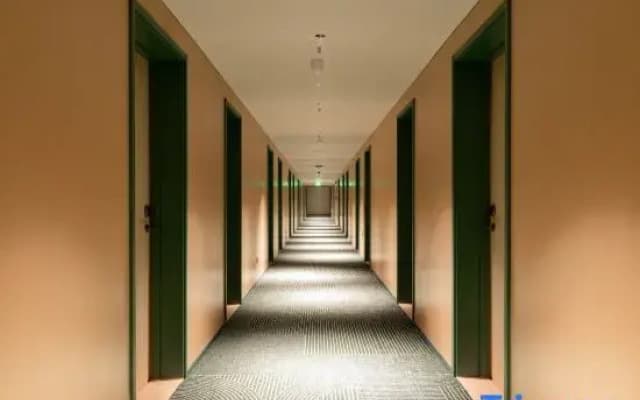Hi Inn Hotel (Chongqing Nanping Wanda Plaza Wanshou Road Subway Station)