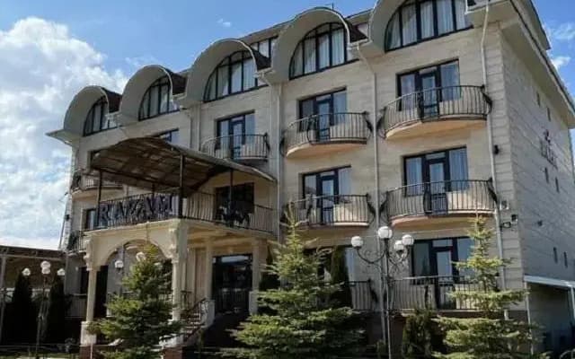 Razam Hotel Bosteri (Разам Бостери)