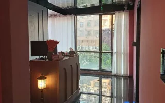 Man Yun Mi Ju Theme Hotel