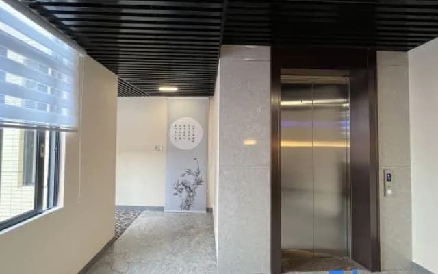 Luoding City Story Hotel