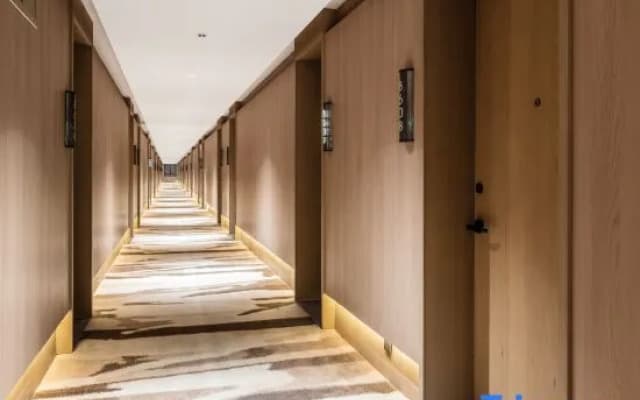 Zhuzhu International Hotel (Jinyi Times Square)