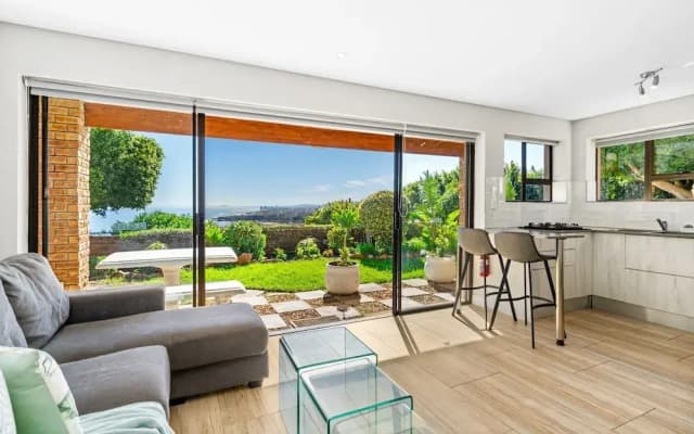 Zaria Sun Cottage