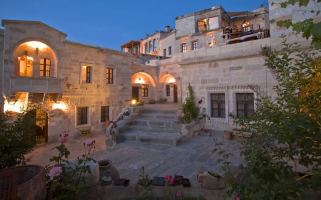 Kelebek Cave Hotel
