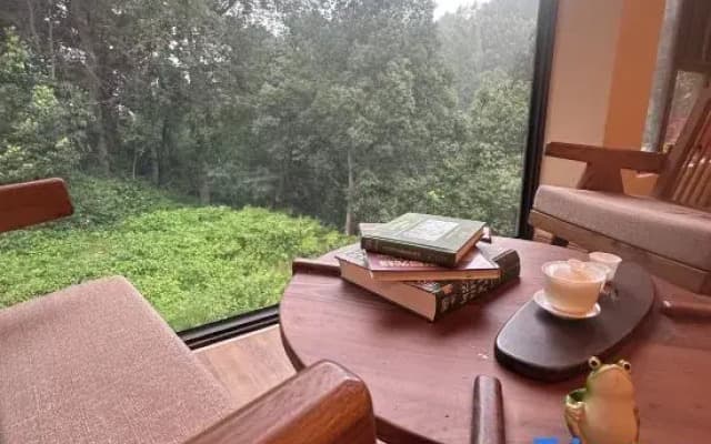 Cloud-Veiled Mountain Realm Retreat, Lishui Songyang