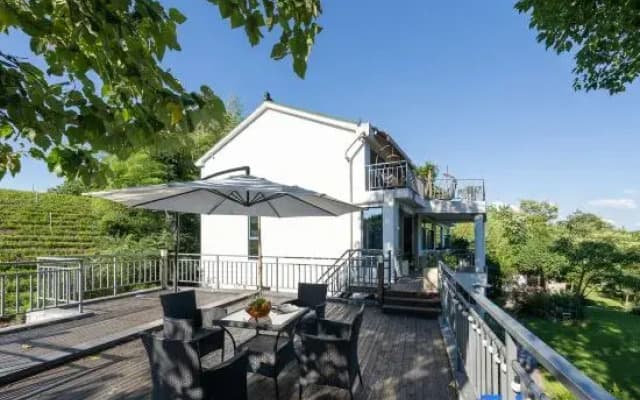Taoran Meijie Boutique Holiday Hotel