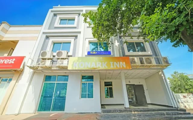 Fabhotel Konark Green