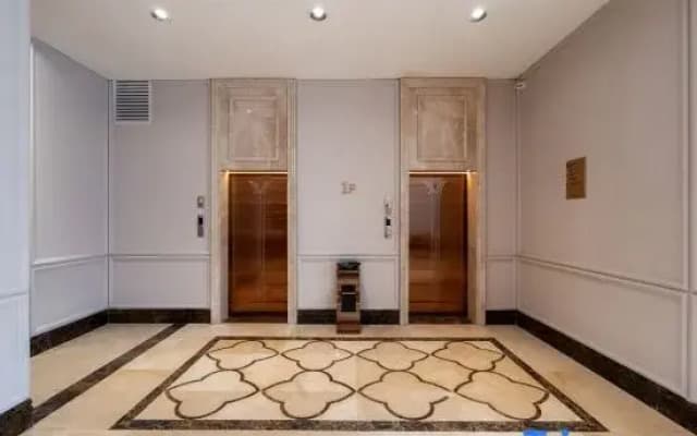 Vienna Hotel (Xinxiang Yanjin Ping'an Avenue Branch）