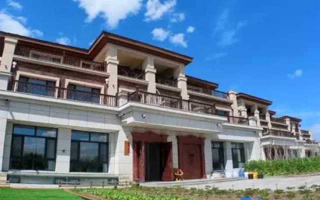 Orange Persimmon Plain Homestay