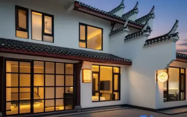 Sanhe Fengguang Homestay (Sanhe Ancient Town Scenic Area)