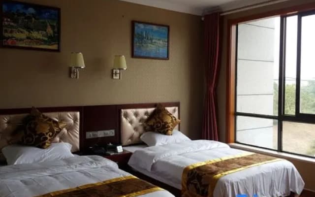 Tongling Baihui Business Hotel