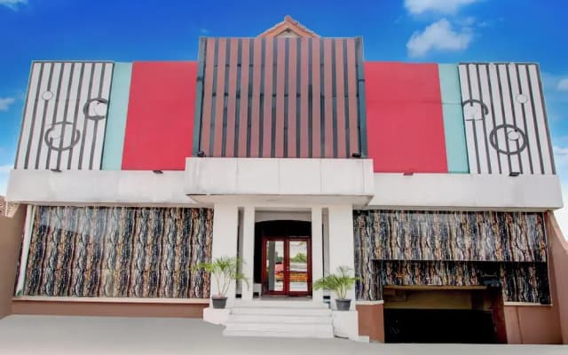 Hotel O near Maguwoharjo Stadium formerly Graha Ngaso