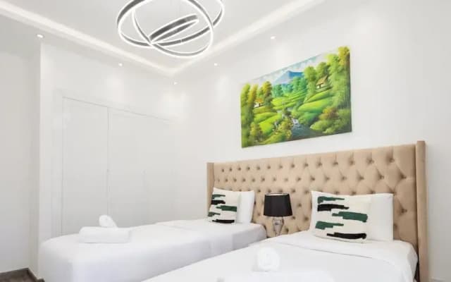 LUX The Serene Springs Villa 2