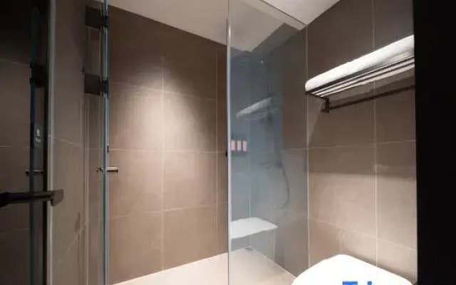 Xiamen Zhongshan Road Pedestrian Street Bashi Residence Hotel
