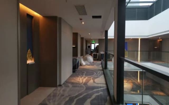 Veitnam holiday ihotel