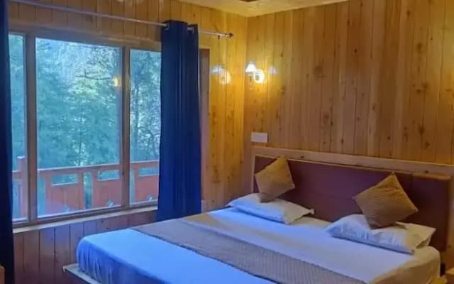 Harsil apple homestay