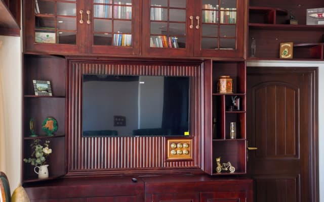 ELIVAAS 3BHK Plus Attic Cliffside Villa