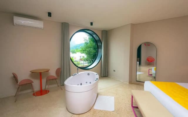 Del Trópico Hotel By GyC Hotels