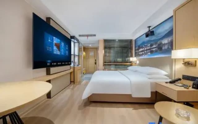 This Ju Ke Lian Hotel (Hefei Zhonghuan Chenghua Avenue Subway Station Branch)