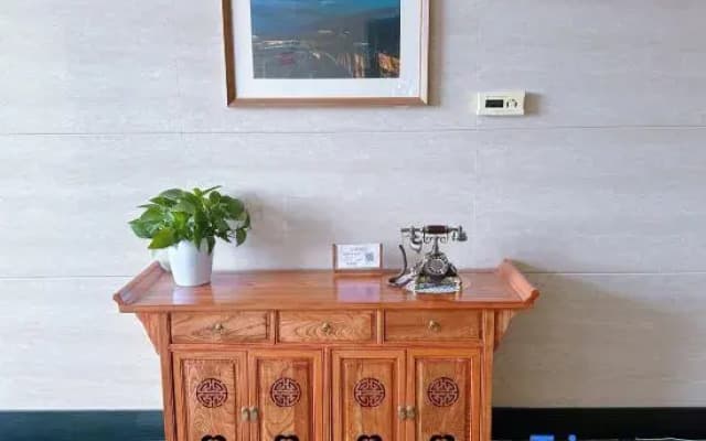 Haoyunjiao Hotel (Rongcheng Zoo)