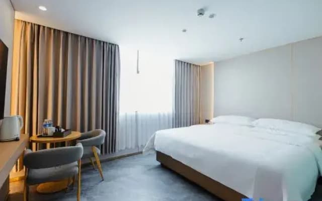 M Hotel (Bai Sheng Shopping Center)