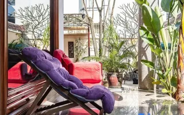 Mangshi Yun'anju Bed and Breakfast