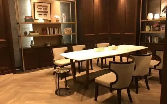 Luxury LaRiz Mansion Condominium