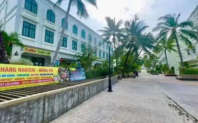 Kakashi Phu Quoc Hotel
