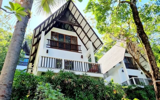 Casalay Boutique Villas and Dive
