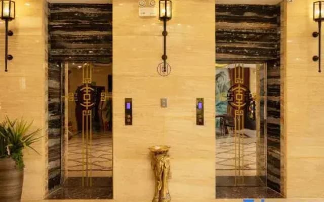 Xincheng Hotel (Government of the People's Republic of China on Chen Yuanguang Avenue)