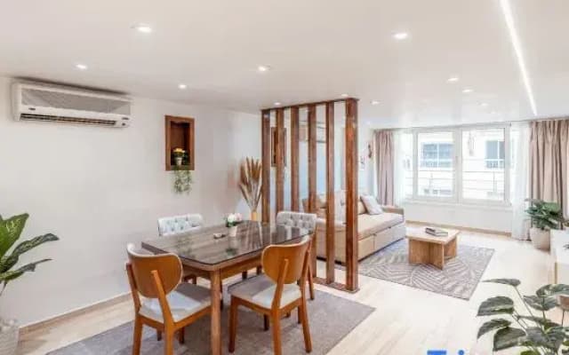 Modern Zamalek Stay | 2min to Nile • AC • SmartTV
