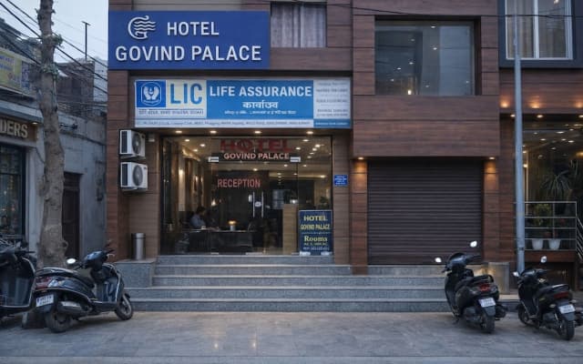 Hotel Govind Palace Near Ganga