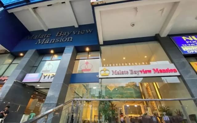 Carnivale Inn Staycations