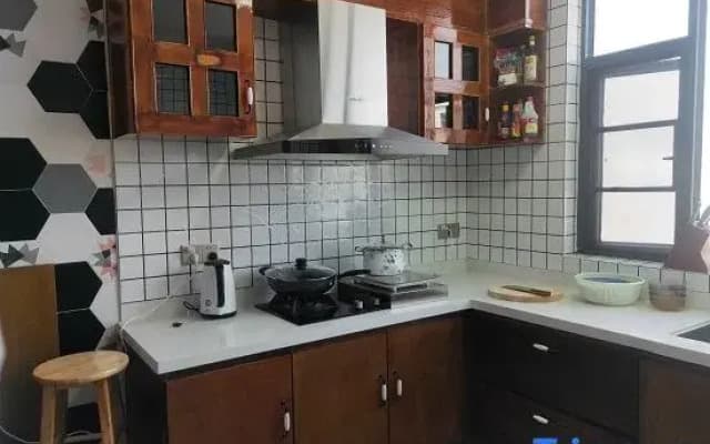 Shiwei Hostel