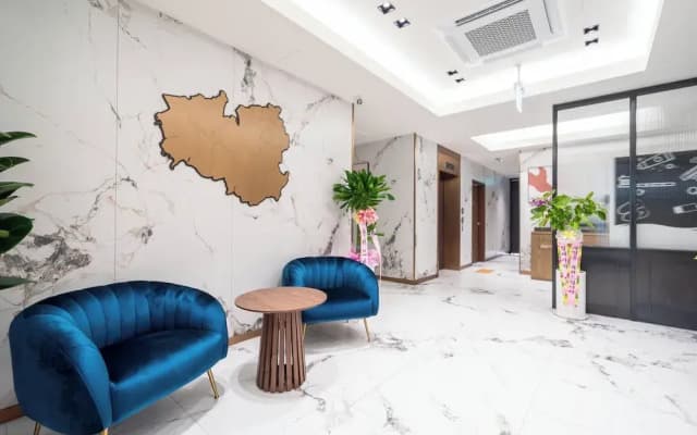 Rampart Hotel