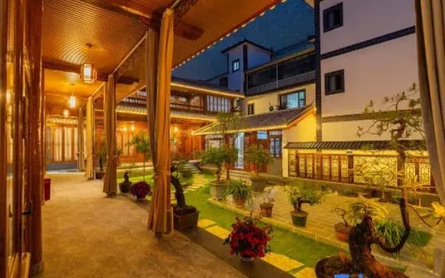 Yunshu Inn (Lijiang Sanyi International Airport Branch)