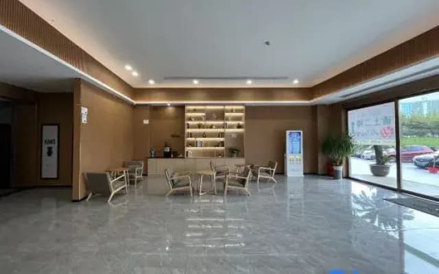 Lingehao Inn Hotel (Shangrao Yueliangwan Auto City)