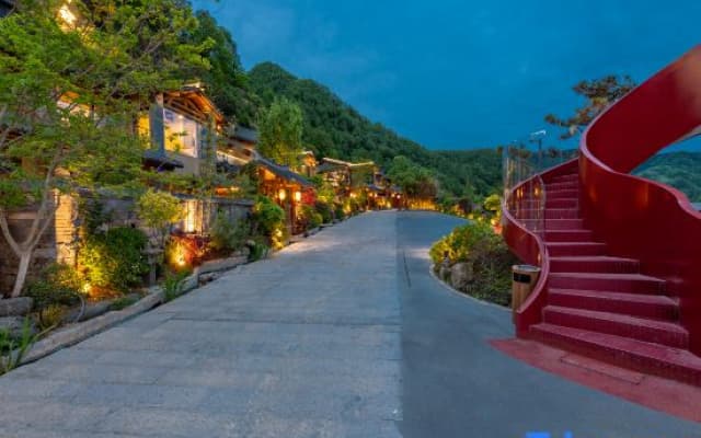 Mountain Cottage | Health Resort and Vacation Bed and Breakfast (Zhongnan Mountain Village)
