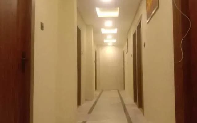 Hotel C S Inn