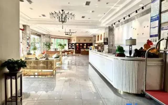 Longting Hotel