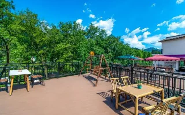 Junlin·Yuehong Resort Homestay (Tingxi Qinglongtan Scenic Area Branch)